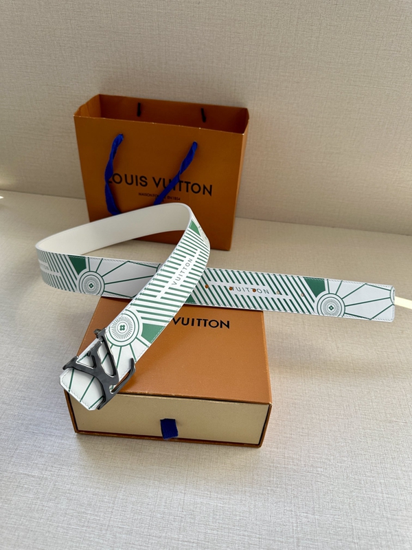 激安ルイヴィトンベルト内部構造